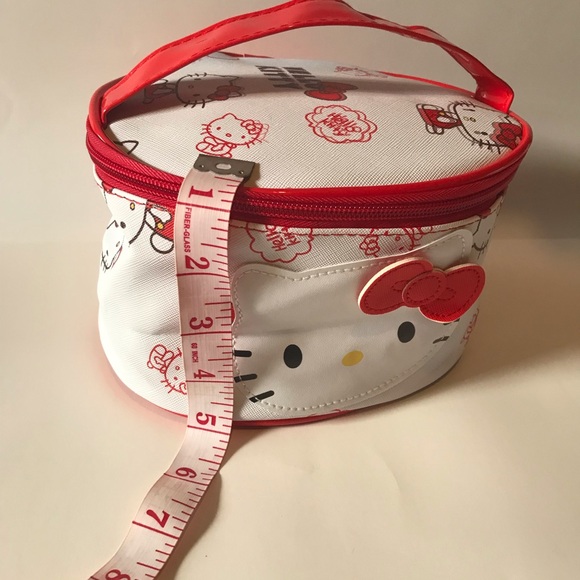 Hello Kitty Bags - Picture 6 of 10
